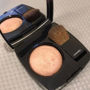 Chanel blush highlighter